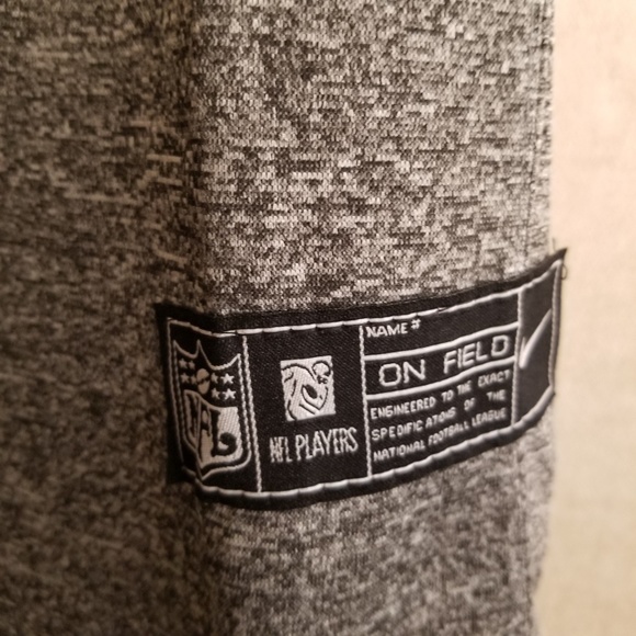 Nfl on the field Philadelphia eagles wentz #11 2x - Picture 4 of 8